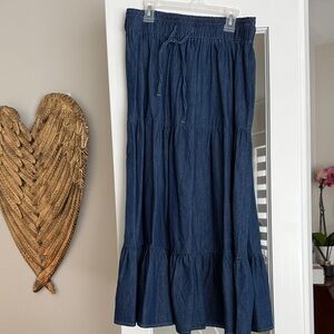 Elegant Blue Maxi Skirt